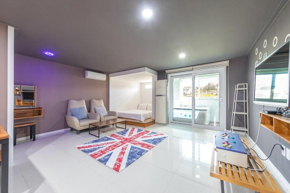 Gyeongju Blue 365 Pension Phòng bức ảnh